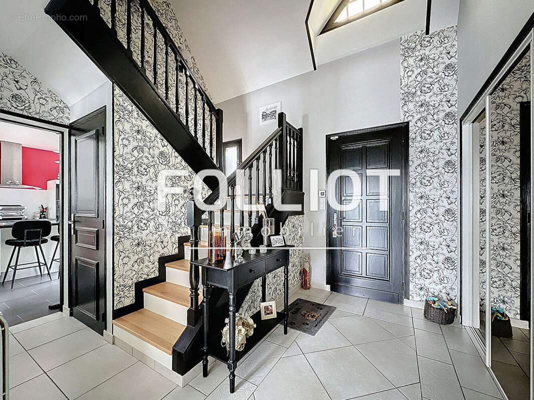 A VENDRE Maison avec vue sur la Baie du Mont-Saint-Michel - Le Val-Saint-Père - photo 2