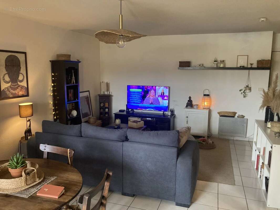 Appartement à FONBEAUZARD