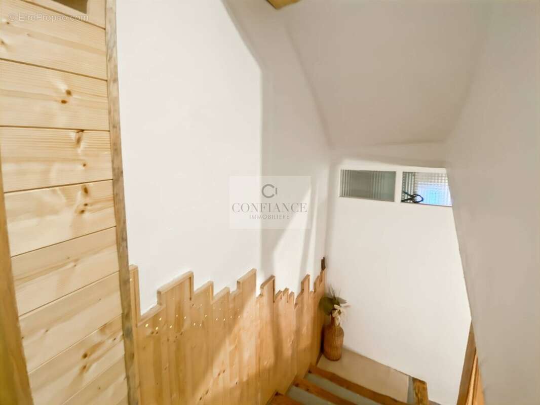 Appartement à SAINT-ETIENNE-DE-TINEE