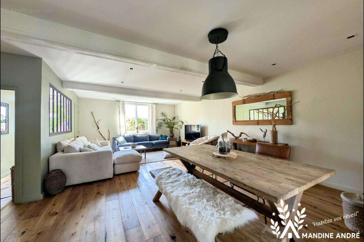 Maison 175 m² à Reyrieux  - photo 3