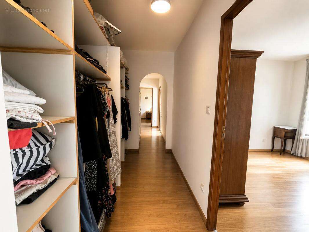Maison de 4 pièces de 130 m² à Sainte-Eulalie - photo 19