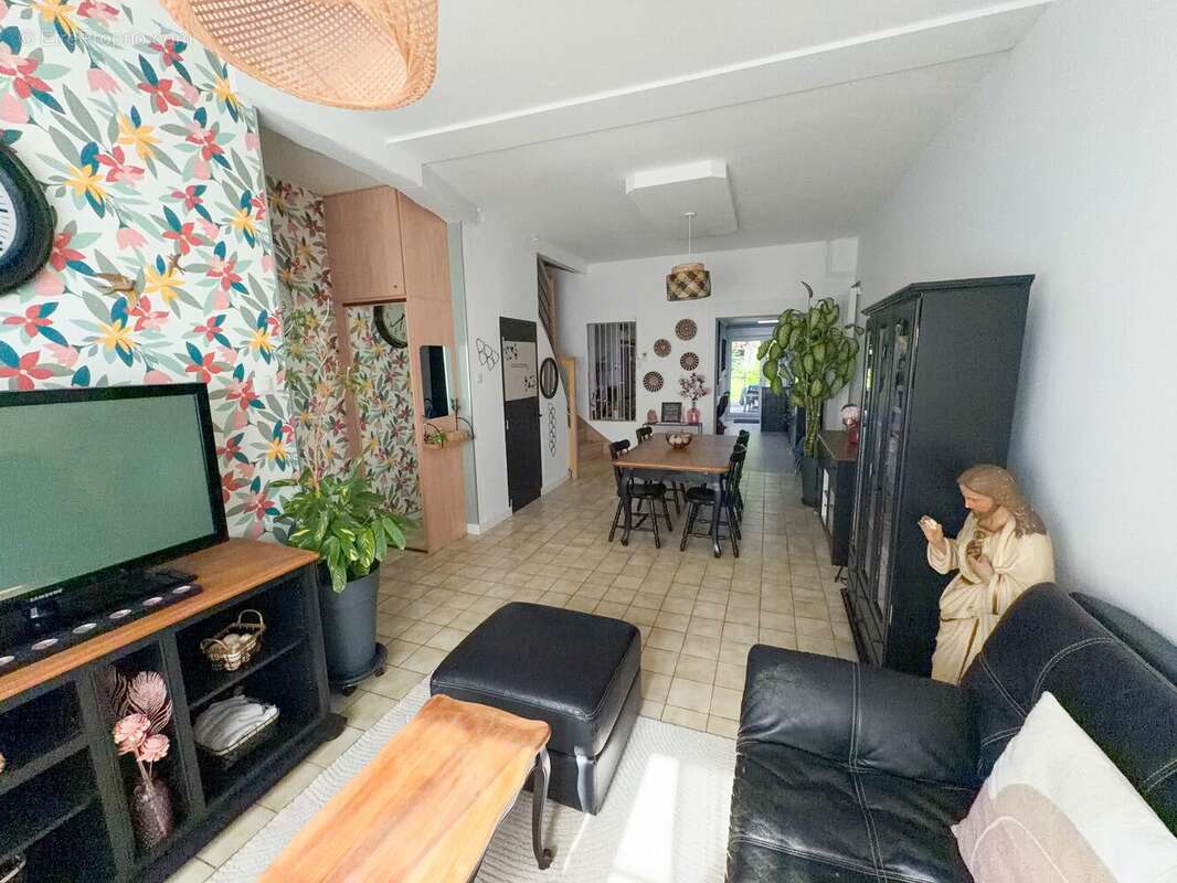 Maison à LEERS