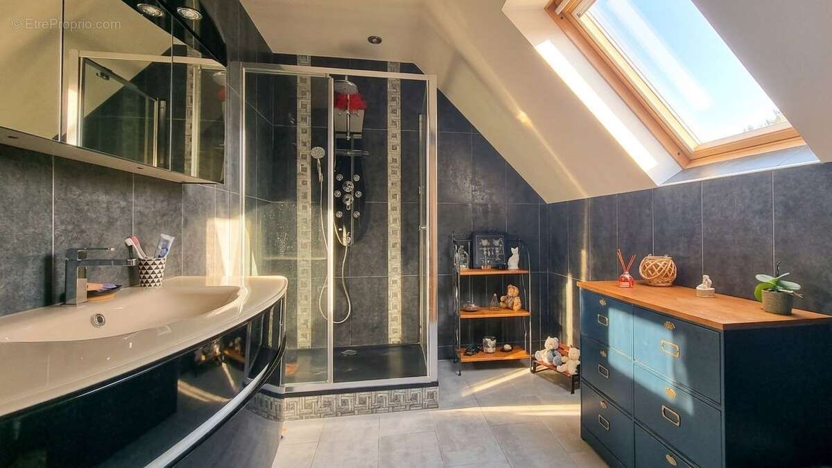Maison à VILLIERS-ADAM