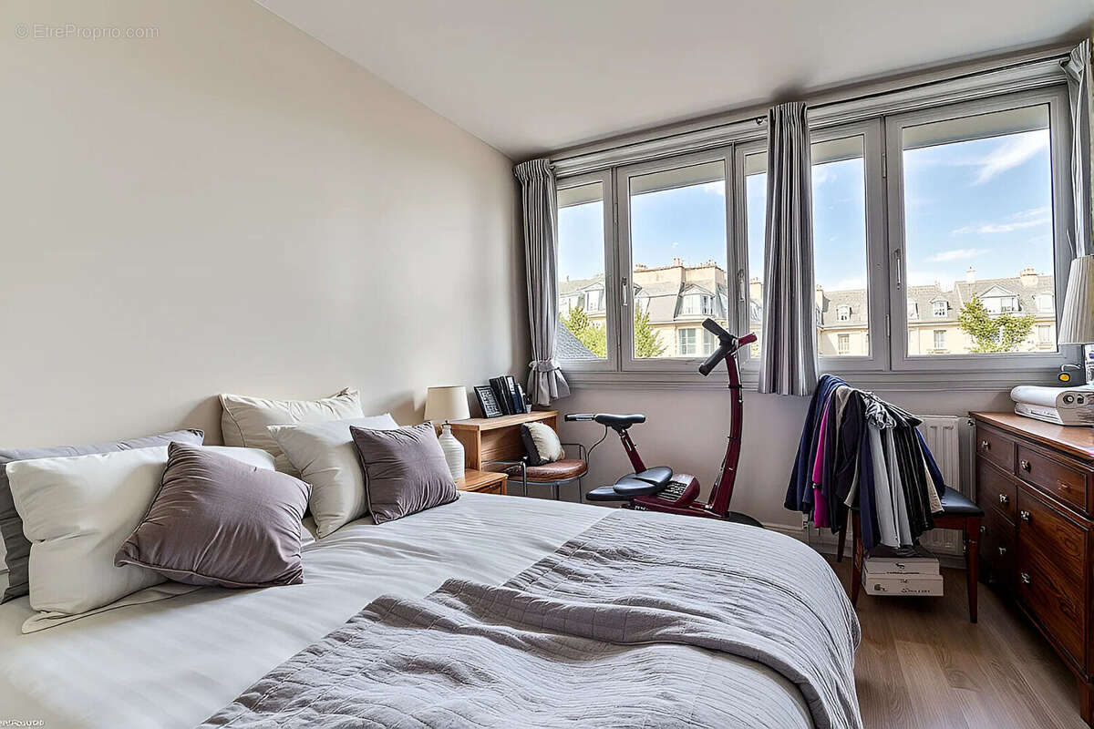 Appartement à COLOMBES