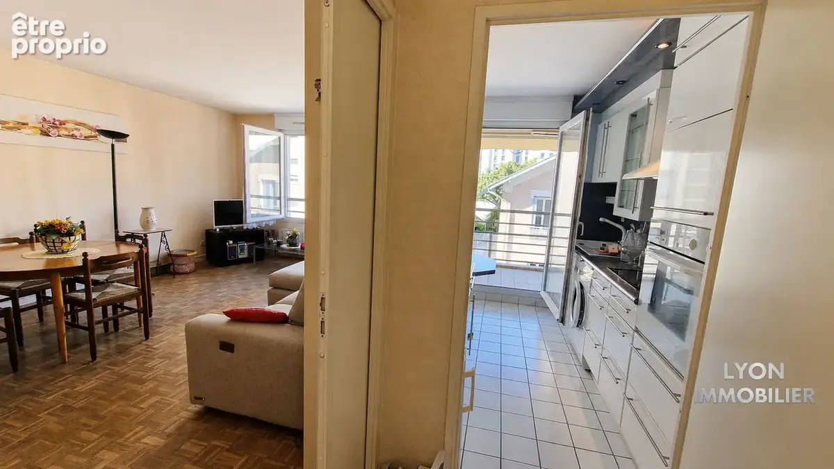 T3 avec balcon et garage coeur monplaisir - photo 3