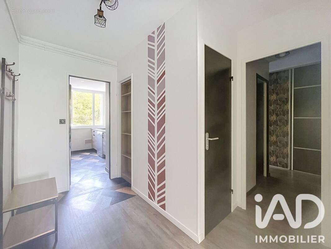Appartement 75 m² à Joue-Les-Tours  - photo 5