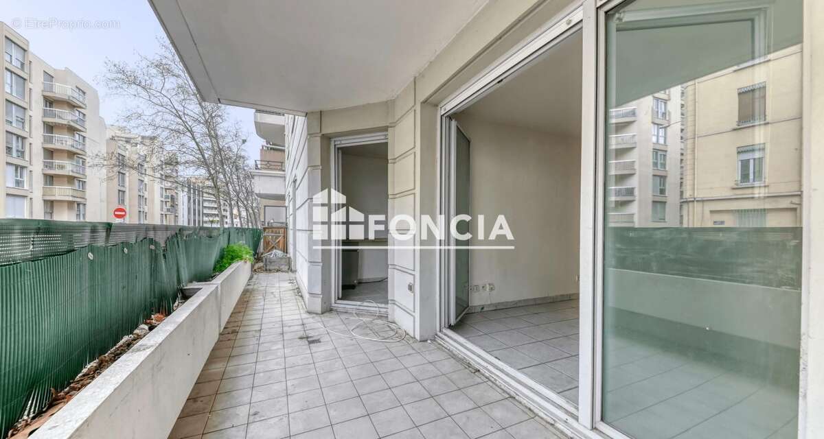 Appartement à LYON-8E