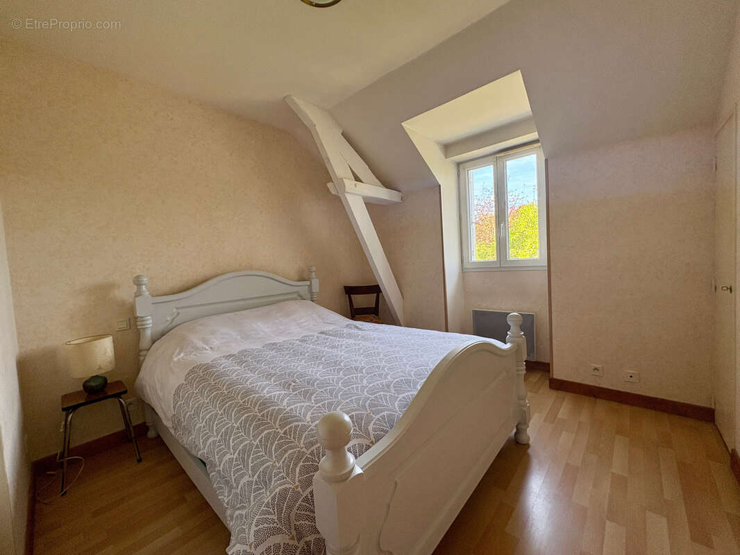 Appartement à SARLIAC-SUR-L'ISLE