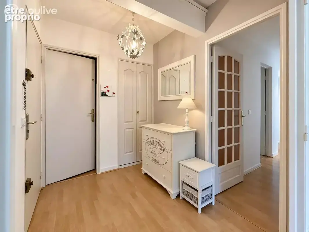 Appartement familial - balcon et loggia - place de parking en sous-sol - photo 10