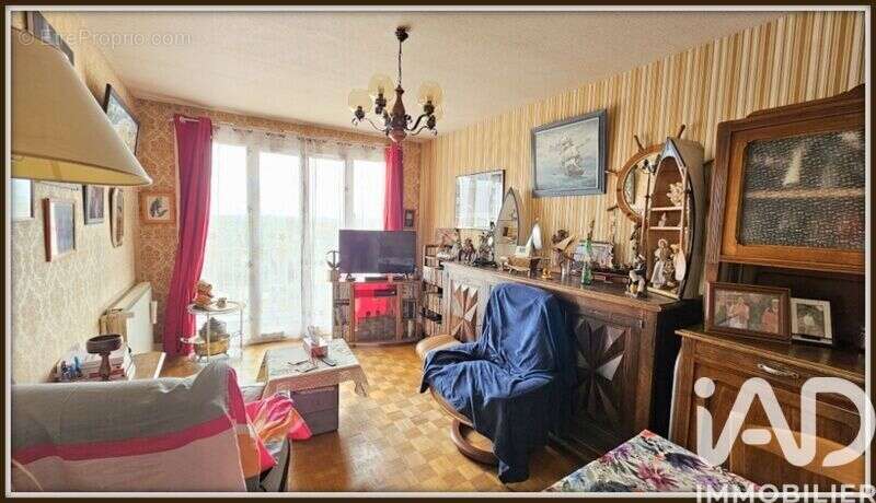 Photo 4 - Maison à TRONGET