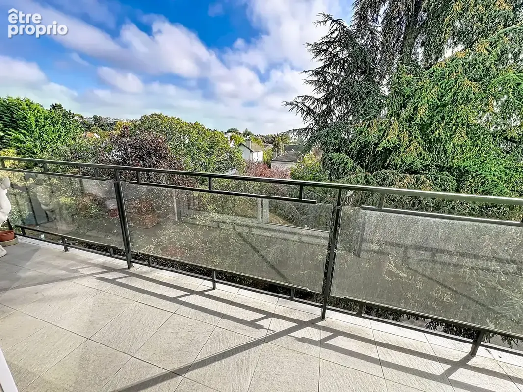 Appartement 5 pièces 112 m² à vendre à Garches (92380) - photo 5