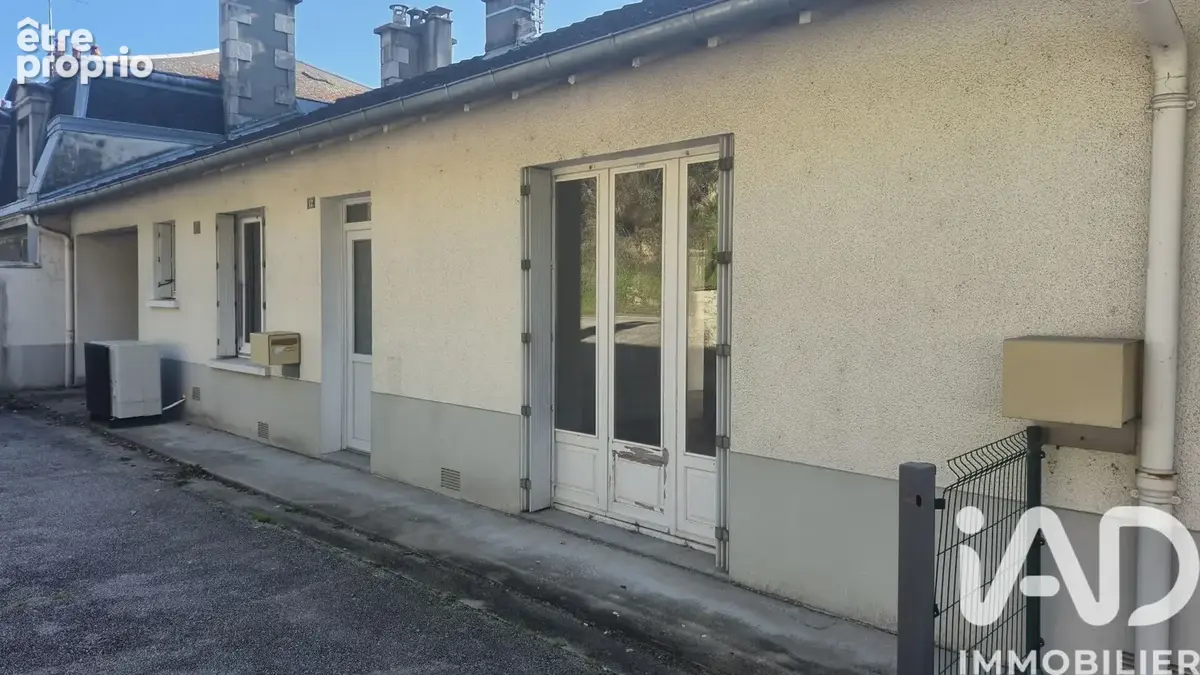 Photo 1 - Maison à SAINT-LEONARD-DE-NOBLAT