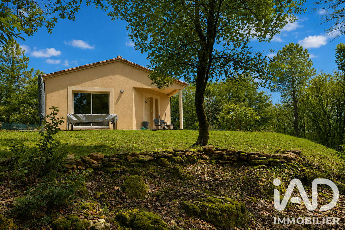 Maison 130 m² à Proissans  - photo 3