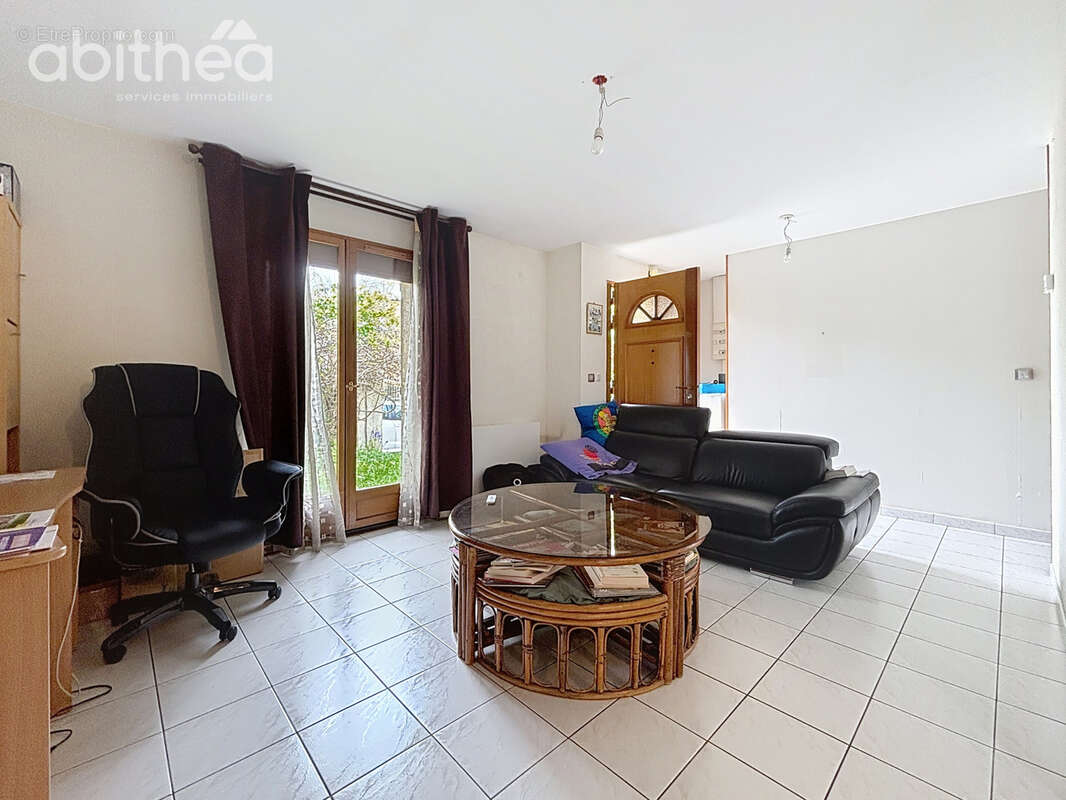 Maison à CHOISY-LE-ROI