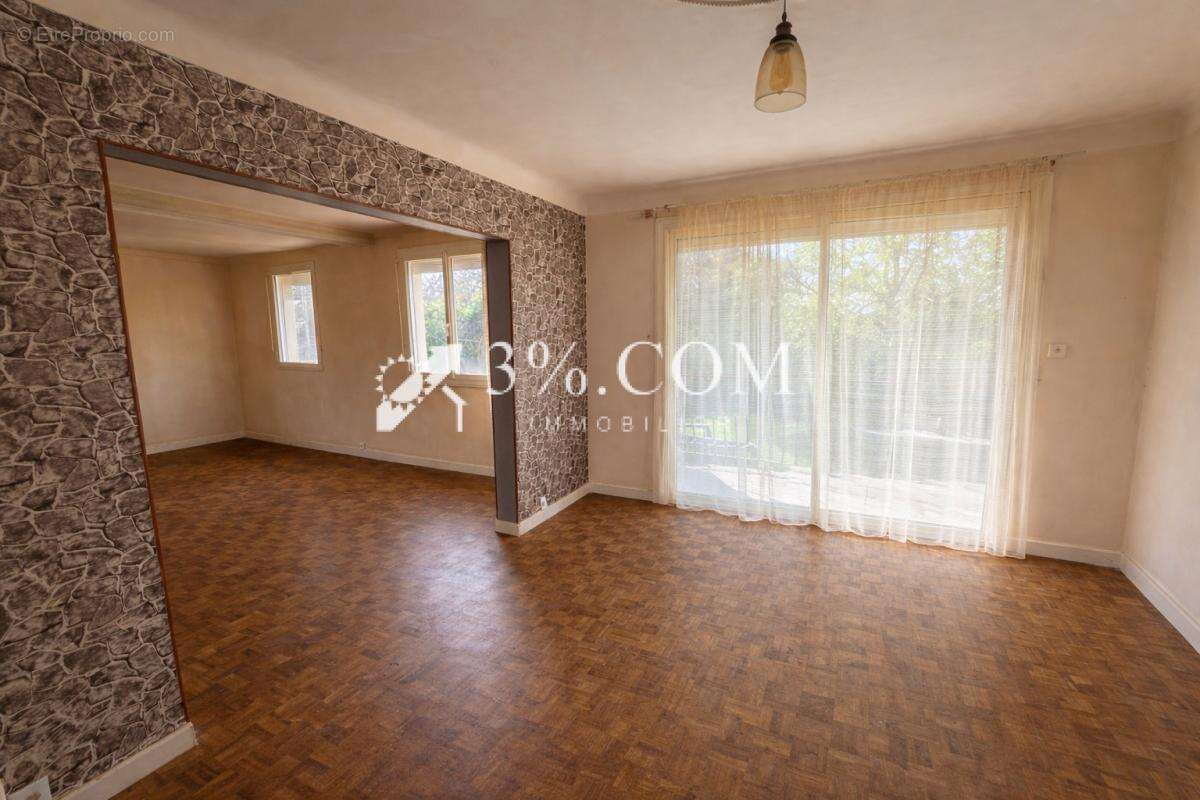 Maison à SAINT-DOLAY