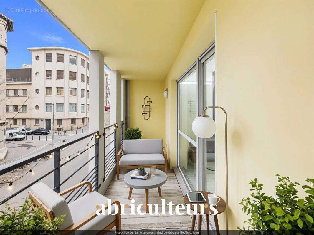 Appartement à MARSEILLE