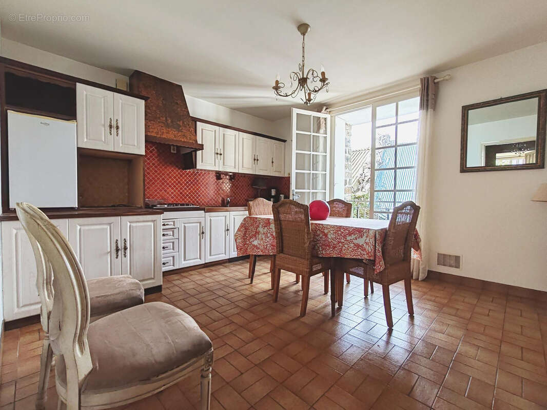 Maison à MARTIGNE-FERCHAUD