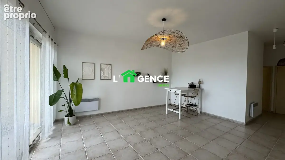 Appartement 3 pièces 60 m² à vendre à Martigues (13500) - photo 2