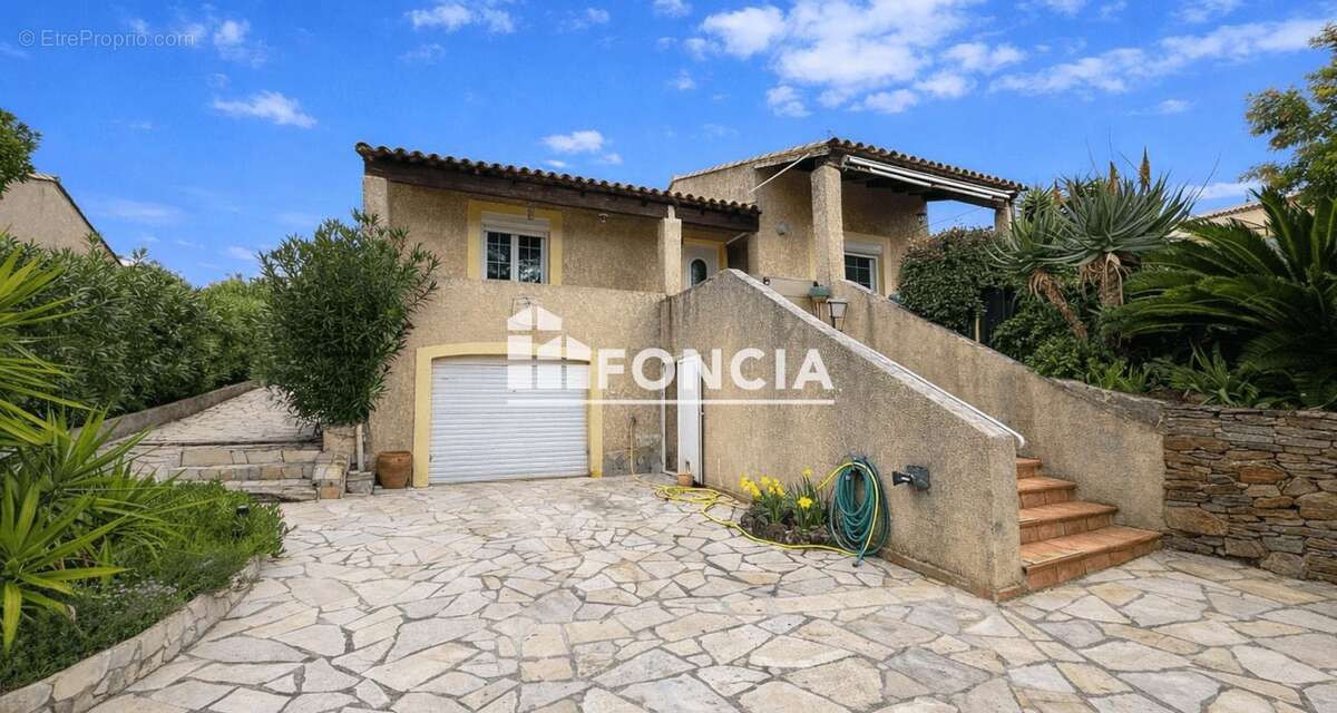 Maison à FREJUS