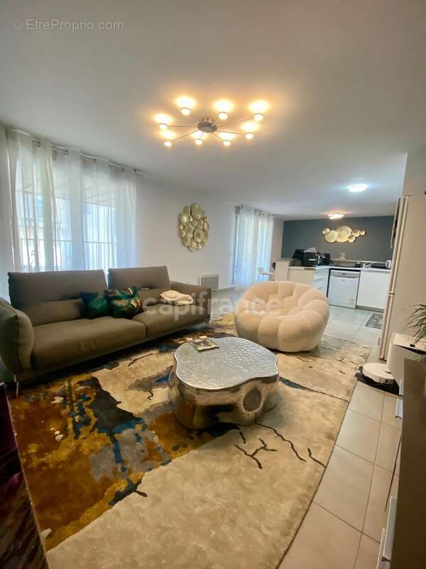 Appartement dernier étage avec terrasses 55m² à vendre 4 pièces MONTPELLIER (34) - photo 4