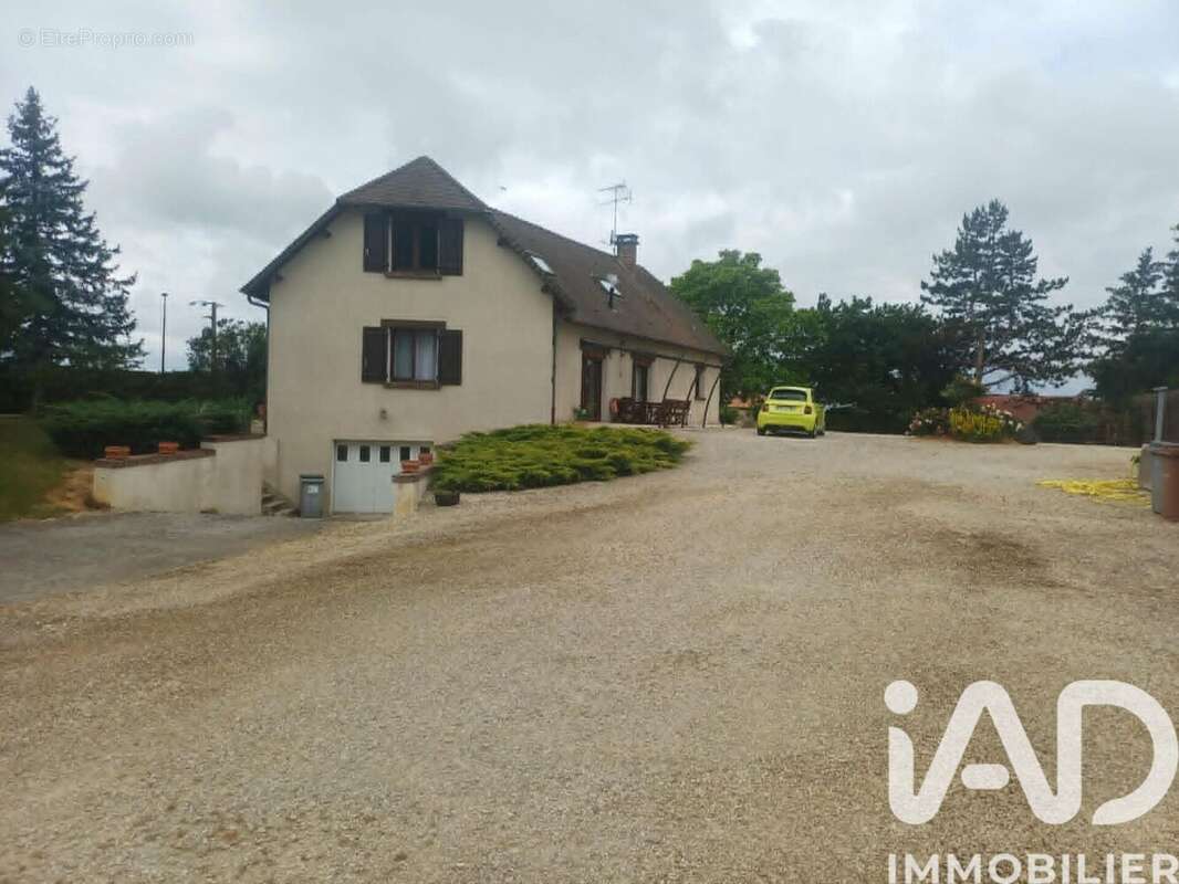 Photo 3 - Maison à CHAUMESNIL
