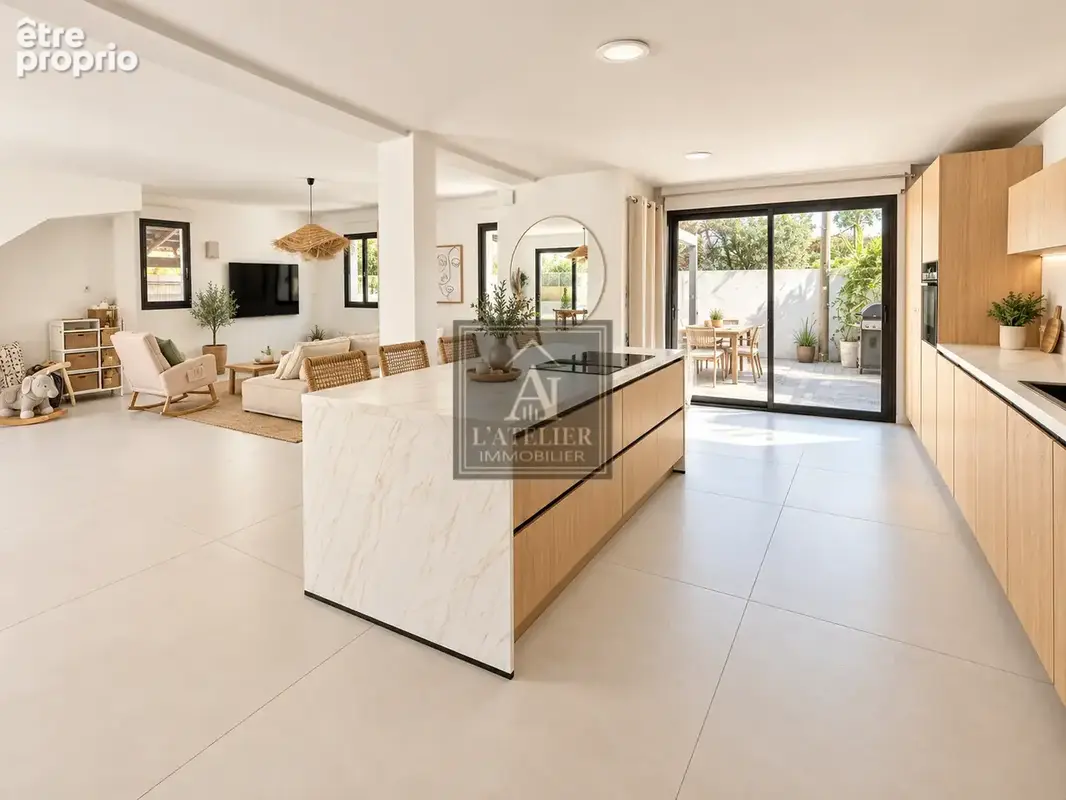 Maison contemporaine de 140 m2 de type 5 avec piscine sur une parcelle de 316 m2 - photo 6