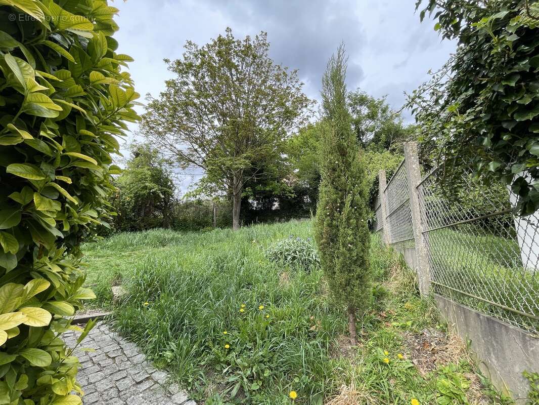 Autre à CORMEILLES-EN-PARISIS