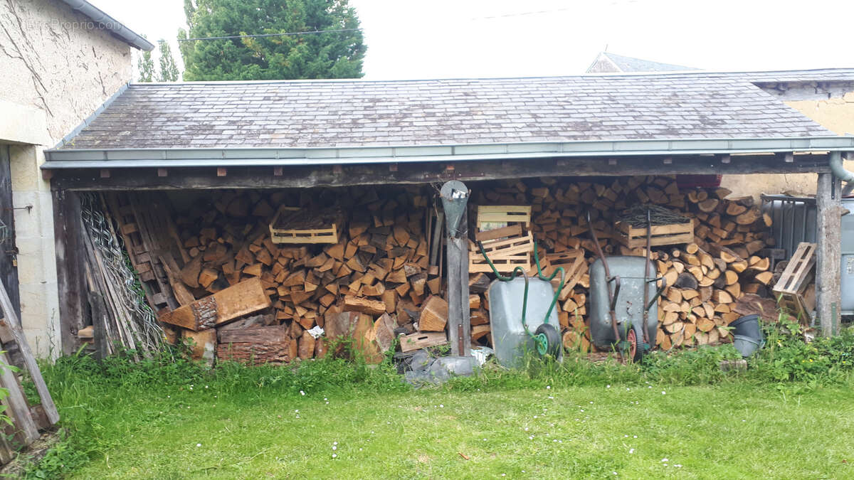 Maison à LUCAY-LE-LIBRE