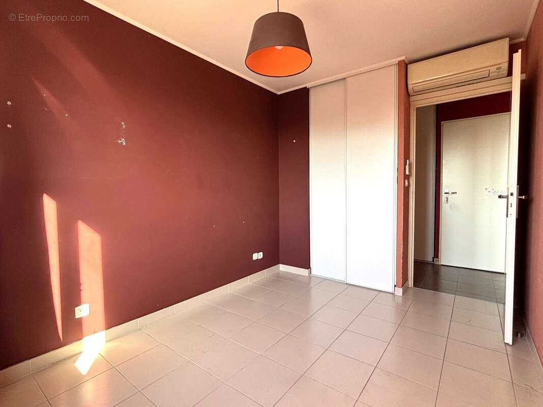 Appartement à MARSEILLE-13E