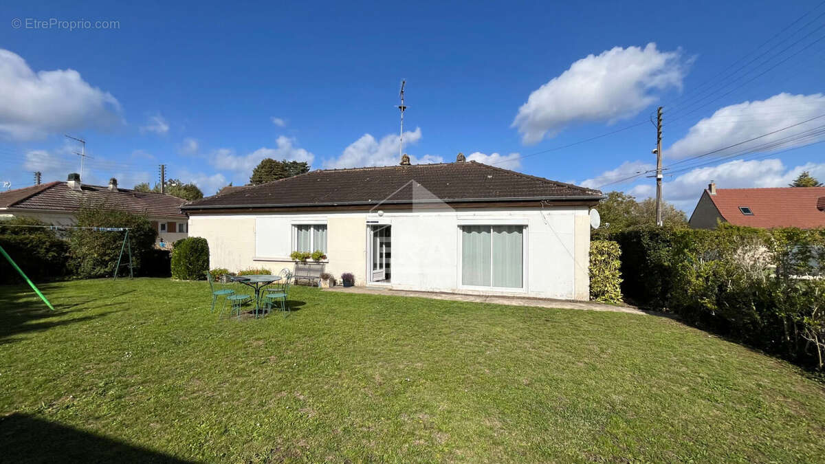 Maison à ETRECHY