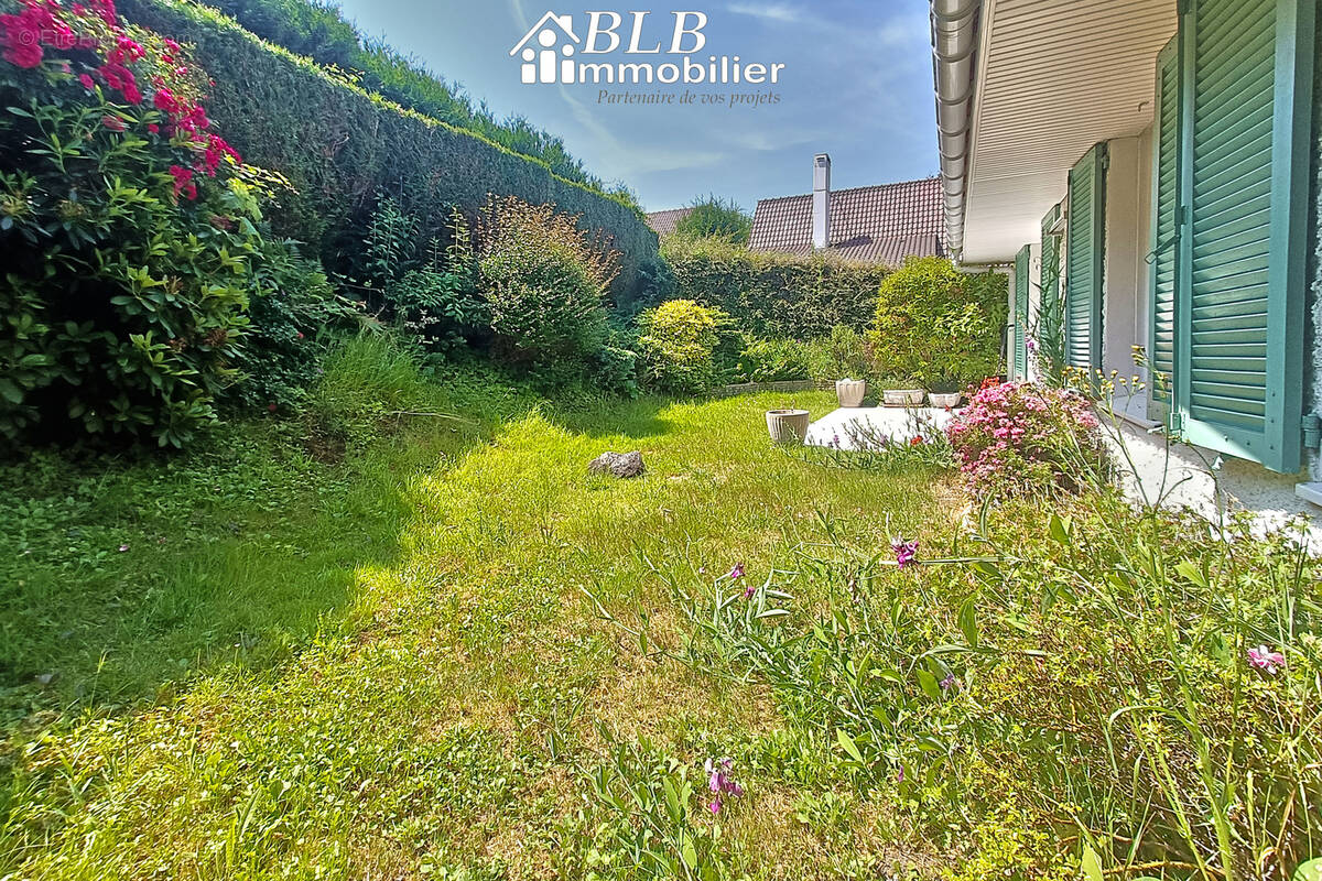 Maison à LE PERRAY-EN-YVELINES