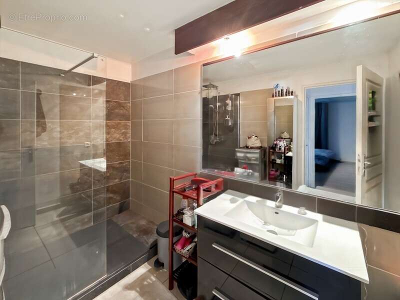 Appartement à SAINT-DENIS