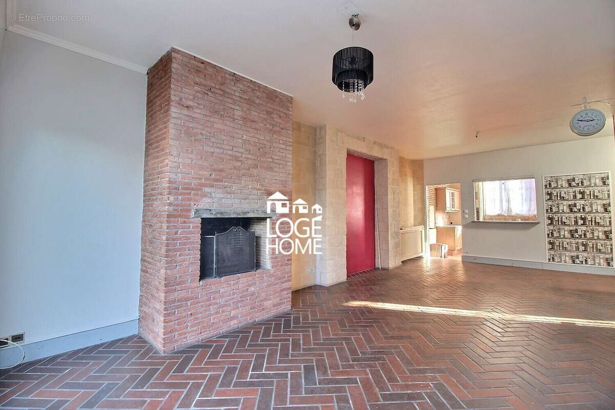 Séjour 3 - Maison à HENIN-BEAUMONT