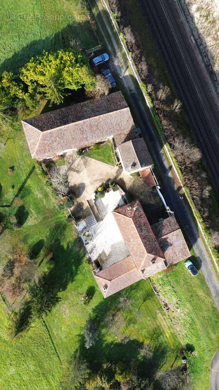 Maison à MOUTHIERS-SUR-BOEME