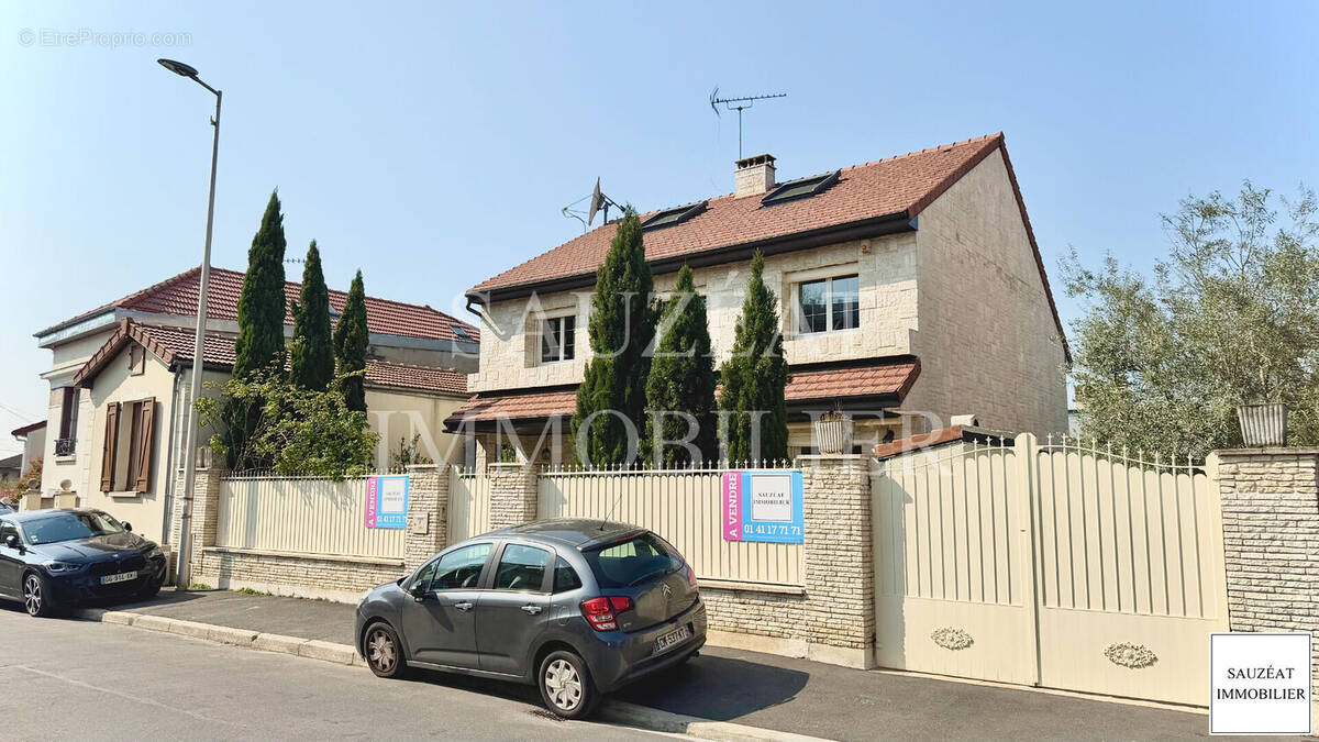 Maison à L'HAY-LES-ROSES