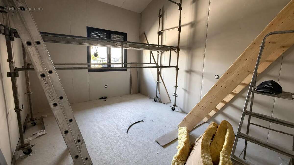 Maison de 5 pièces de 263 m² à Villeurbanne - photo 12