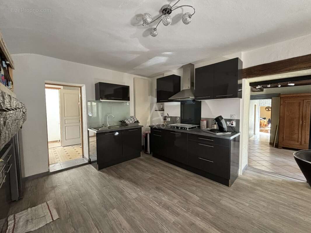 Maison à SAINT-DENIS-D'ANJOU