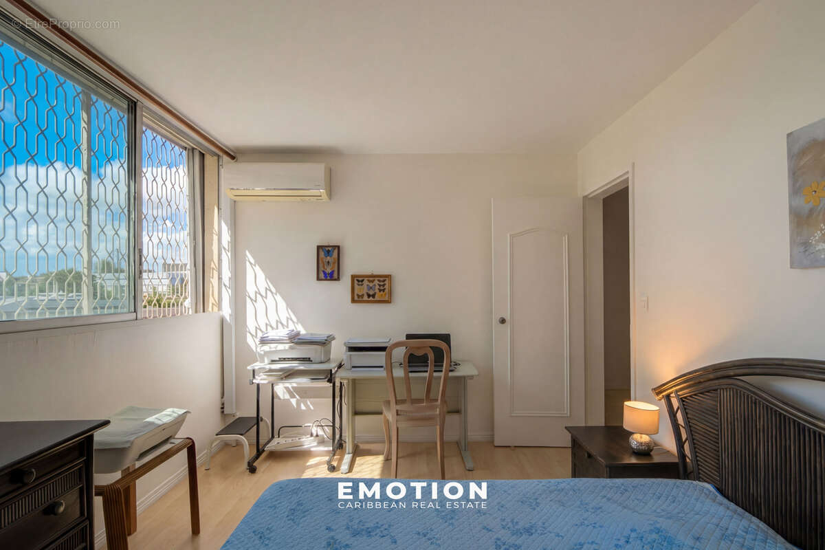 Appartement à LE GOSIER