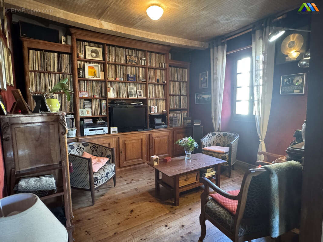 Maison 195 m² à Navarrenx  - photo 6