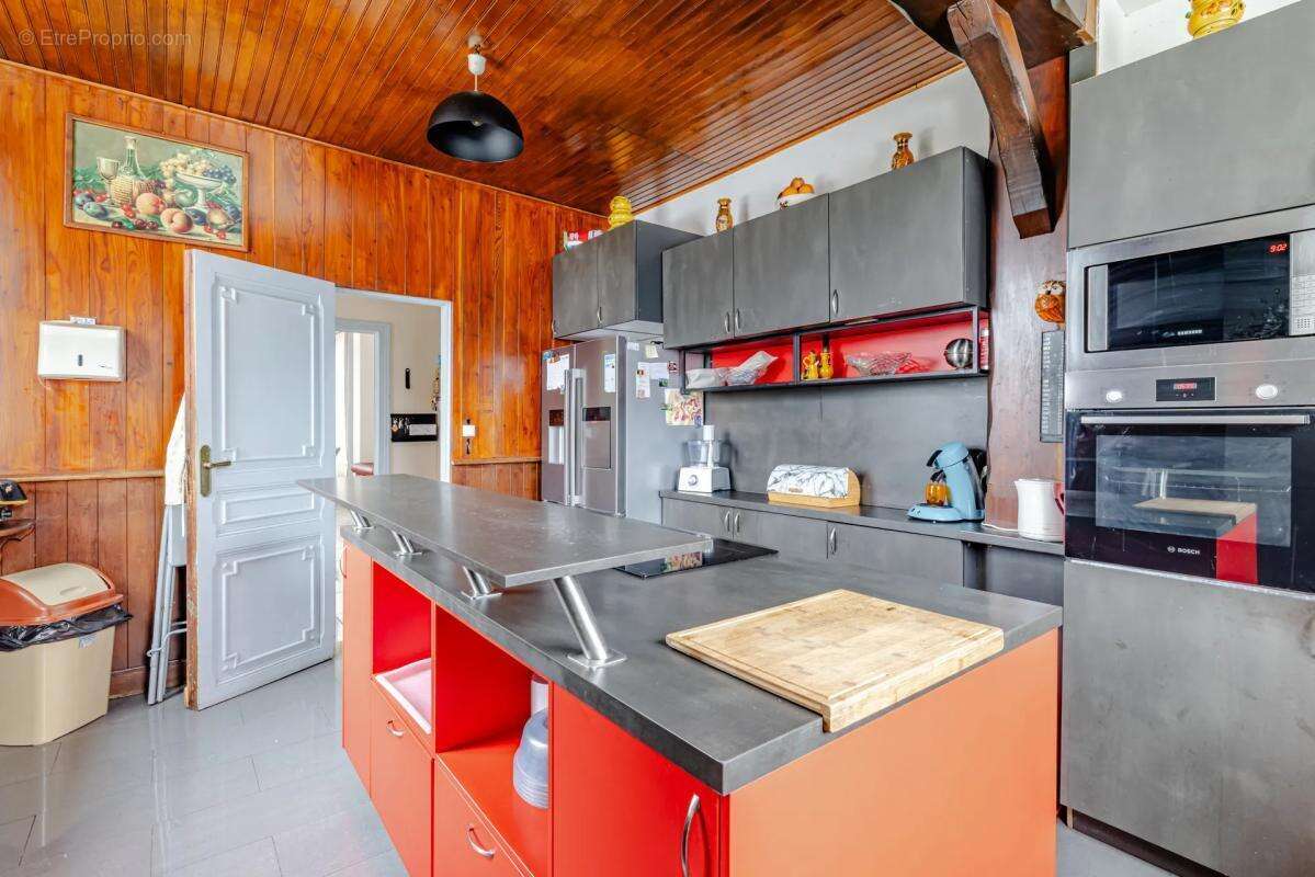 Maison à LE THILLAY