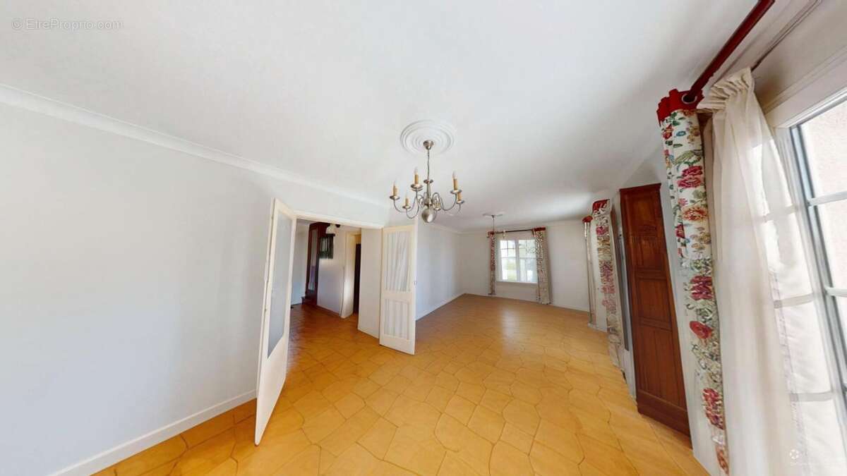 Maison à SAINT-BOHAIRE