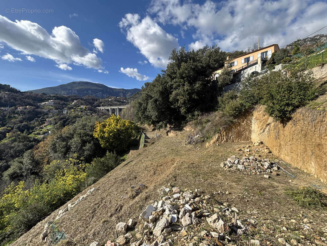 Terrain constructible avec permis accordé à Sainte-Agnès - photo 5
