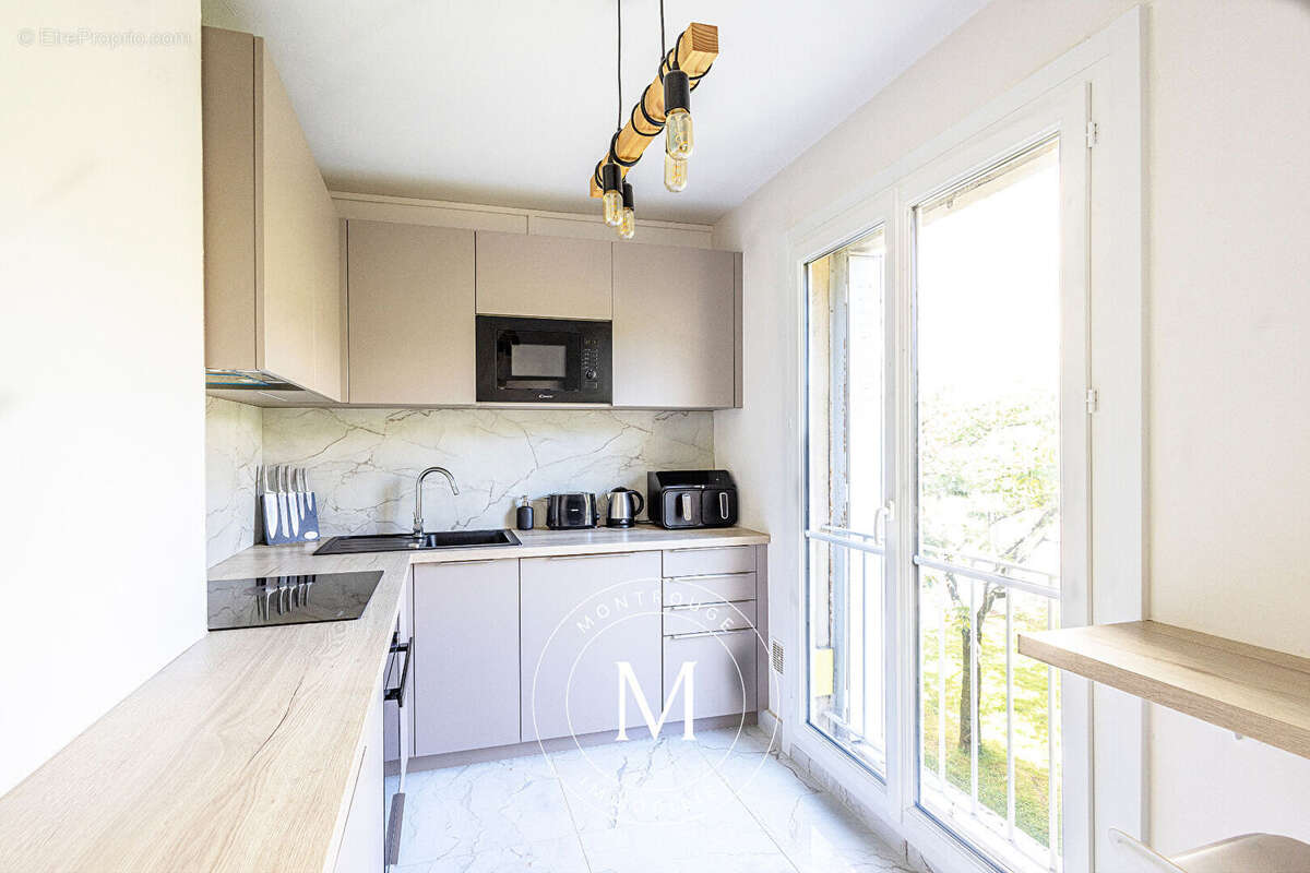 Appartement à MONTROUGE