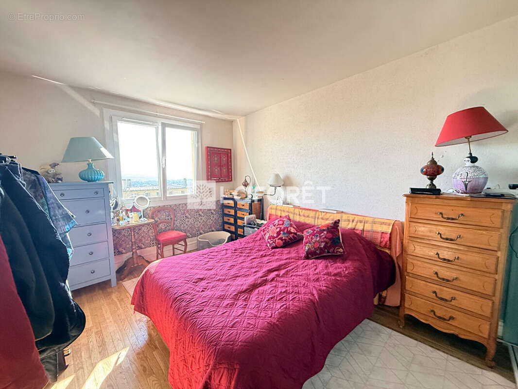 Appartement à MEULAN