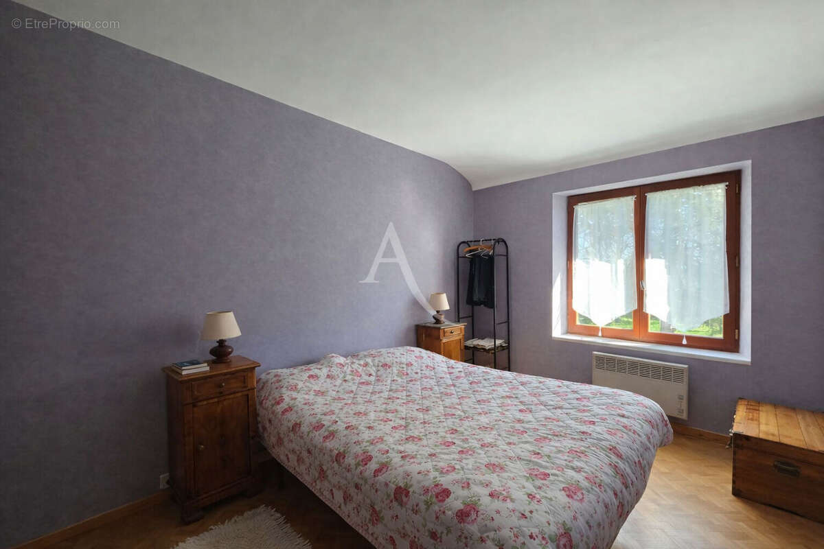 Maison à BAINS-SUR-OUST