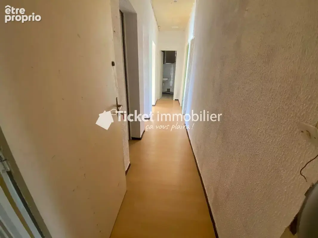 Appartement t3 68m2 pompignan 1er étage, grandes pièces, 2,80 m sous plafond, sans charges de copropriété, toiture neuve, fort p - photo 8