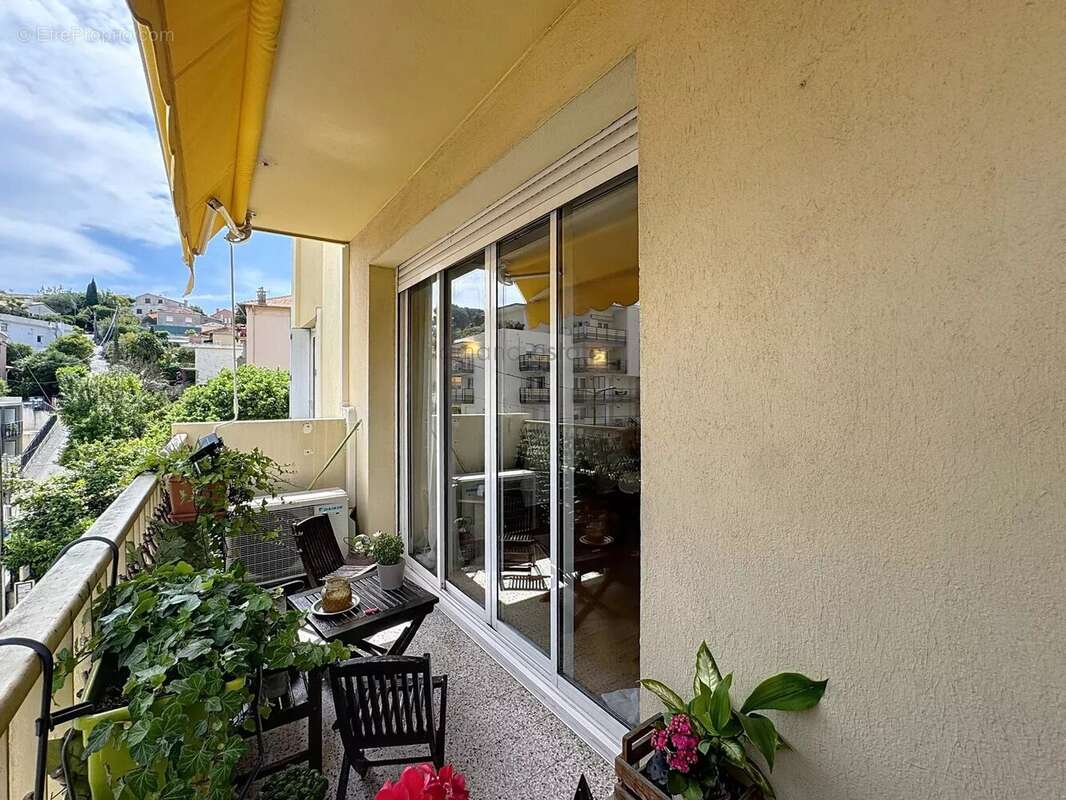 Appartement à LE CANNET