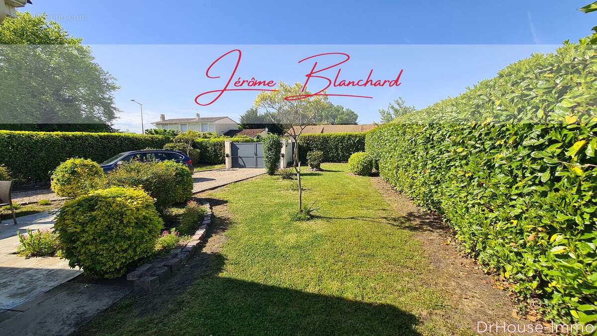 Maison à AMBARES-ET-LAGRAVE