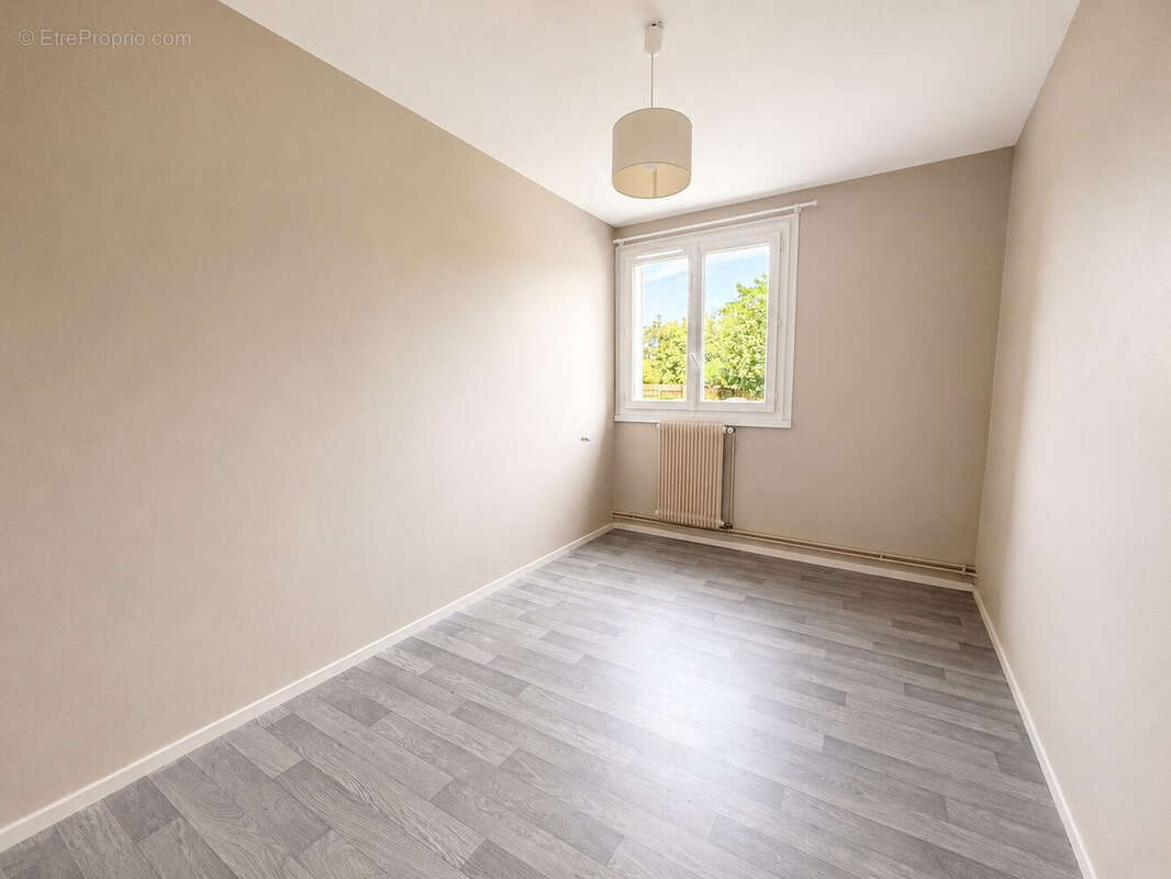 Appartement 68 m² à La Chapelle-Saint-Mesmin  - photo 4