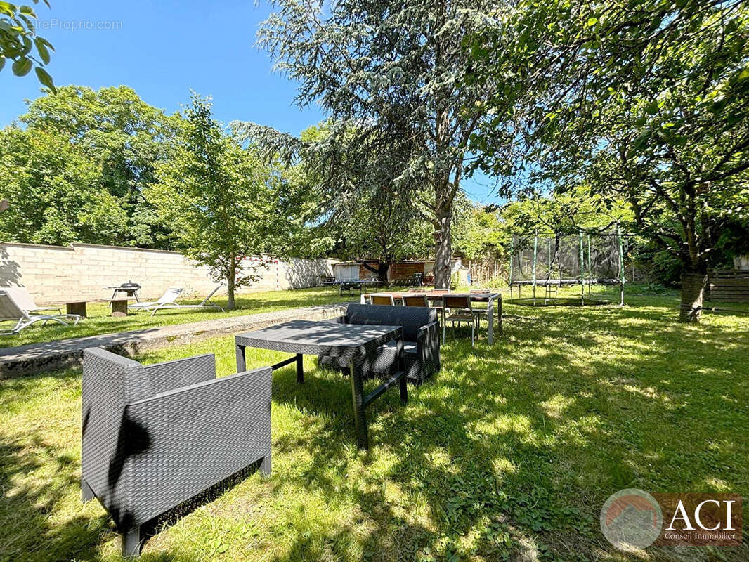 Maison à DEUIL-LA-BARRE